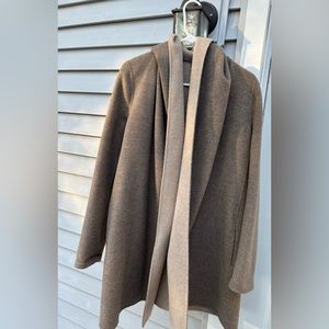 Vince Coat Beige Size M